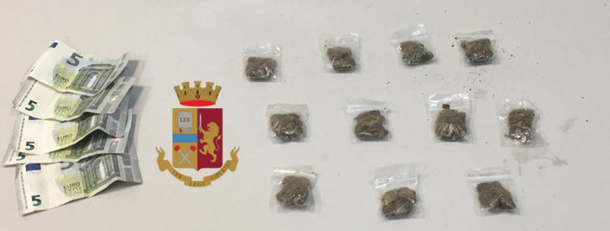Foto droga Polizia