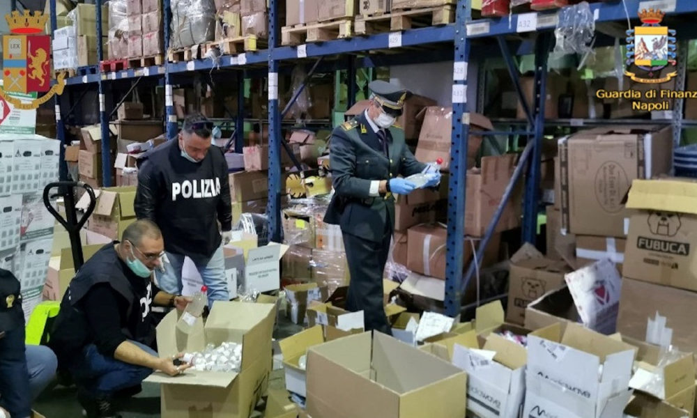 Maxisequestro gel igienizzanti da parte di Polizia e Guardia di Finanza Villaricca