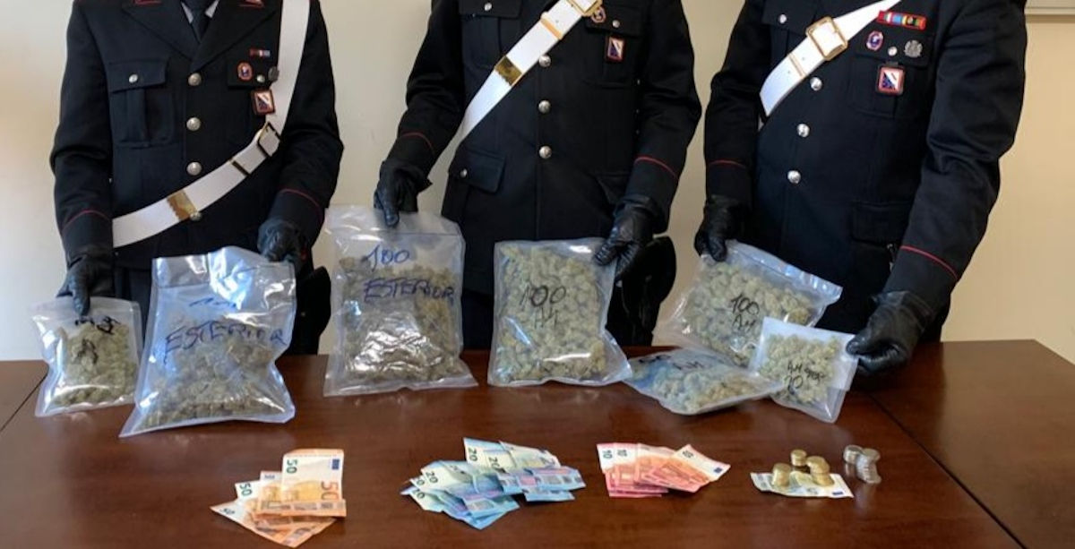 Marijuana sequestrata alla coppia arrestata a Sant'Antimo