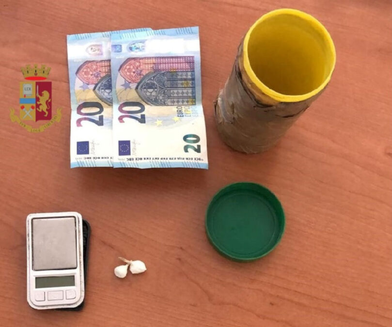 Cocaina sequestrata ad afragola polizia