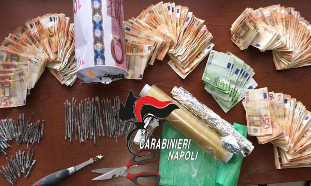 Droga e denaro sequestrati a Pozzuoli