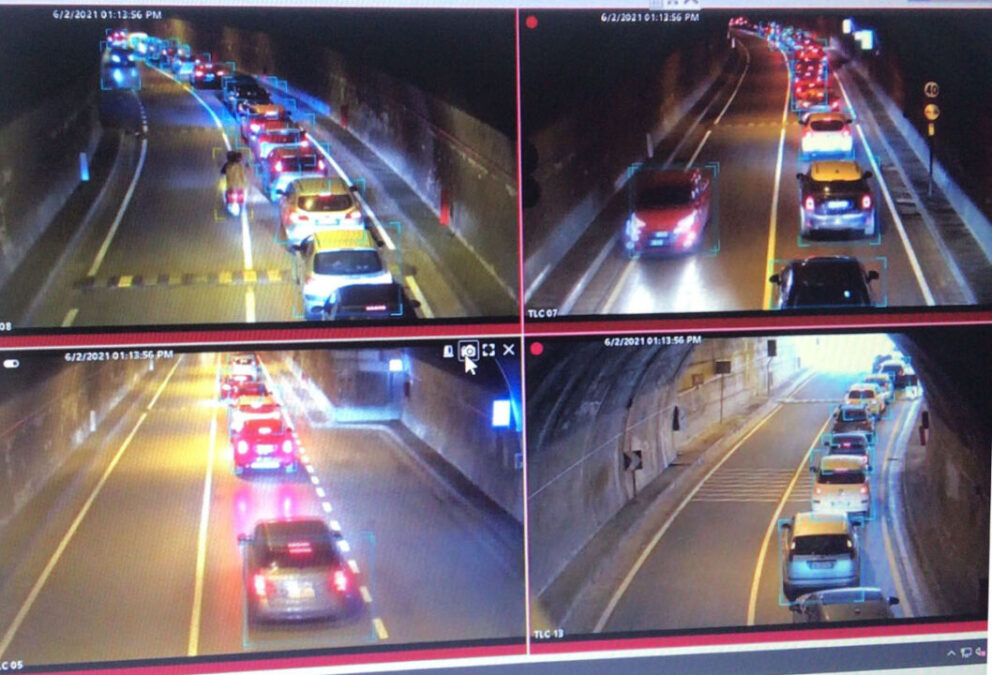 Pozzuoli riaperto tunnel di Lucrino