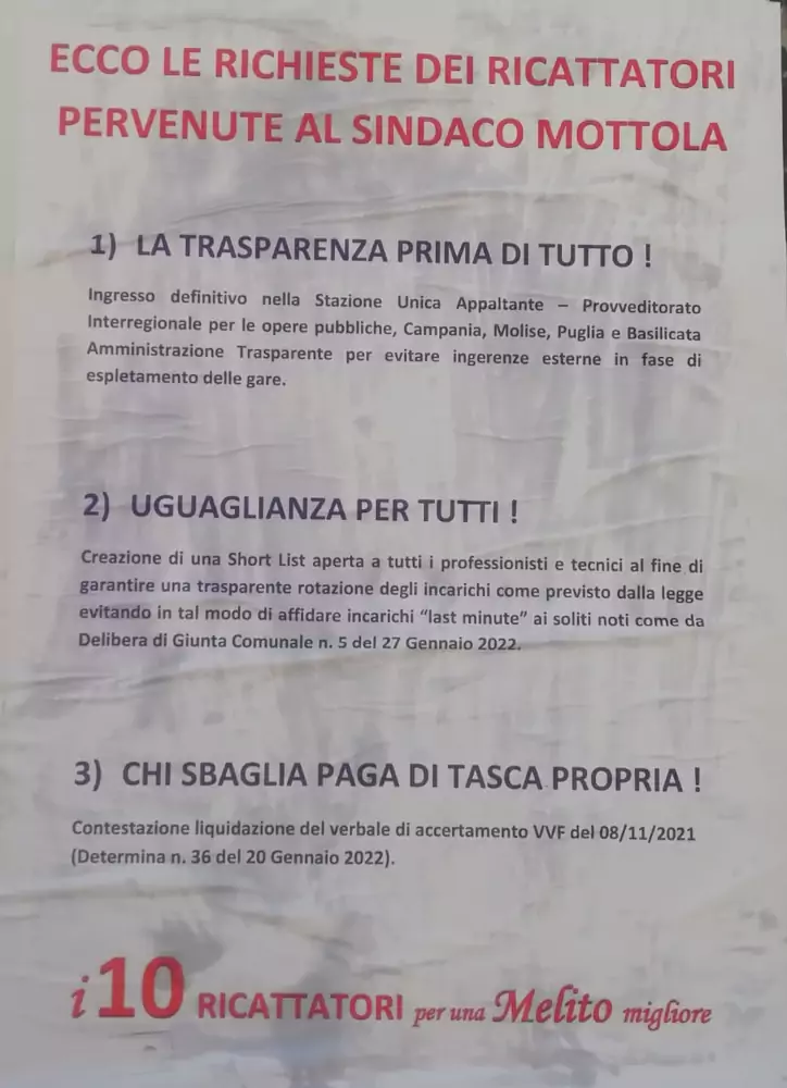 Affisse le richieste dei "10 ricattatori"