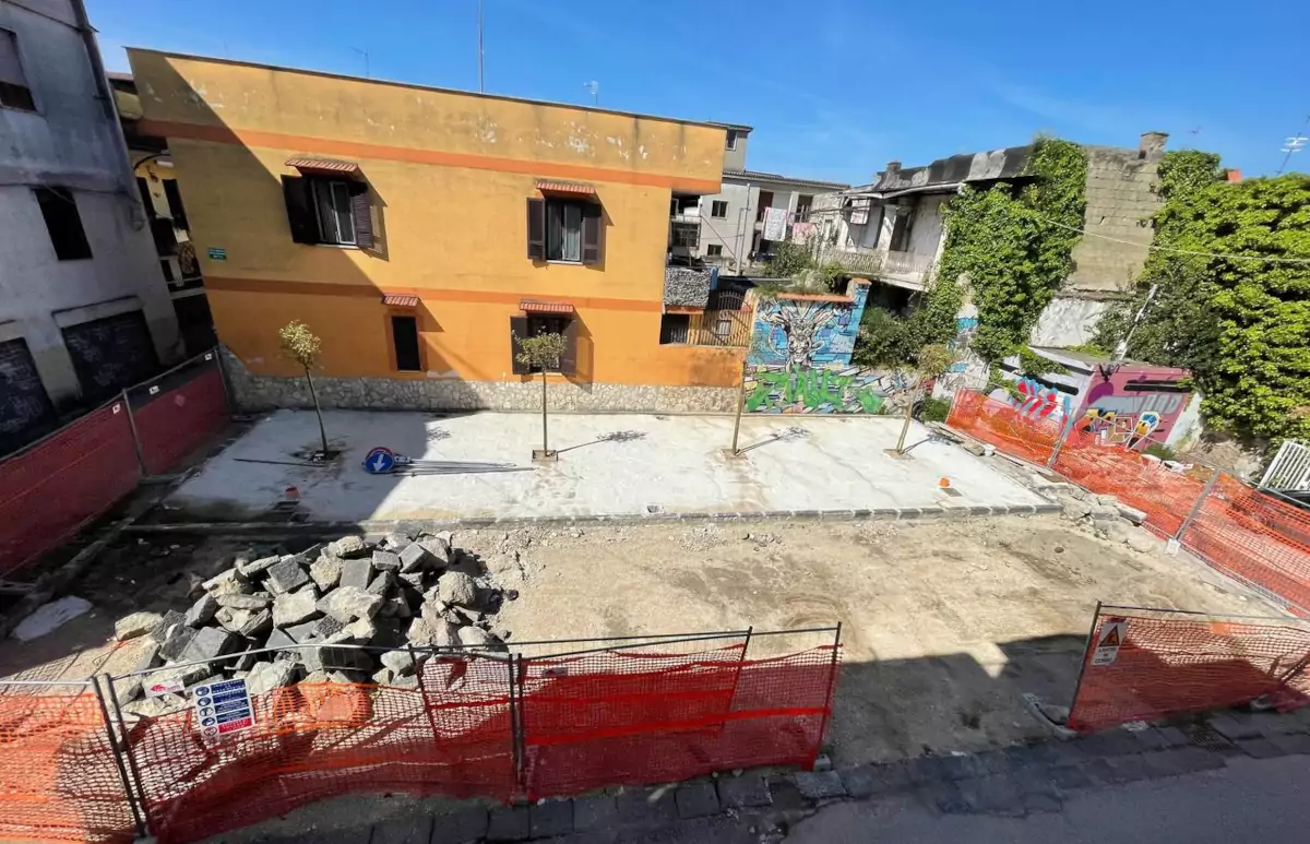 Piazza santa maria delle grazie foto del 12 aprile 2022