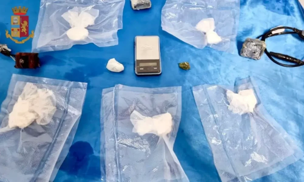 droga in locale sequestrato