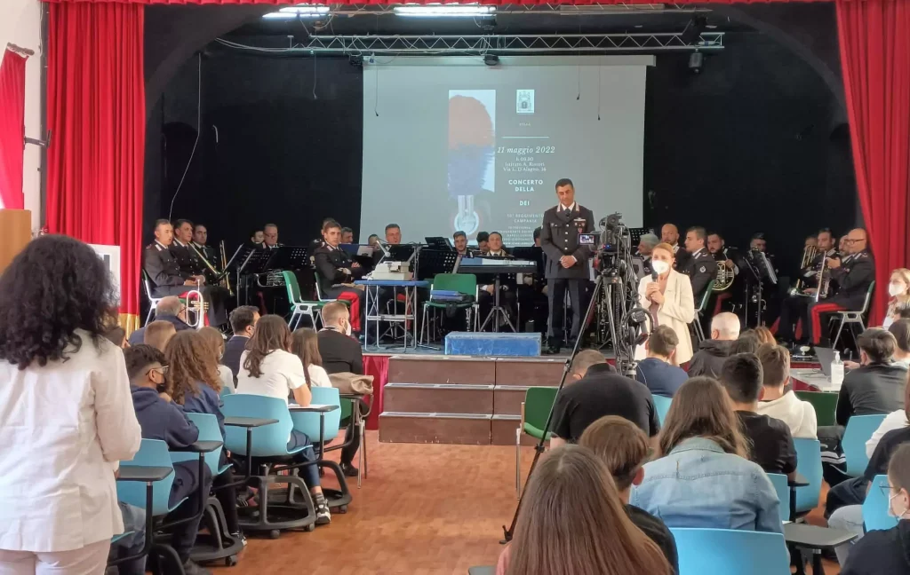 Incontro per la legalità tra carabinieri e studenti