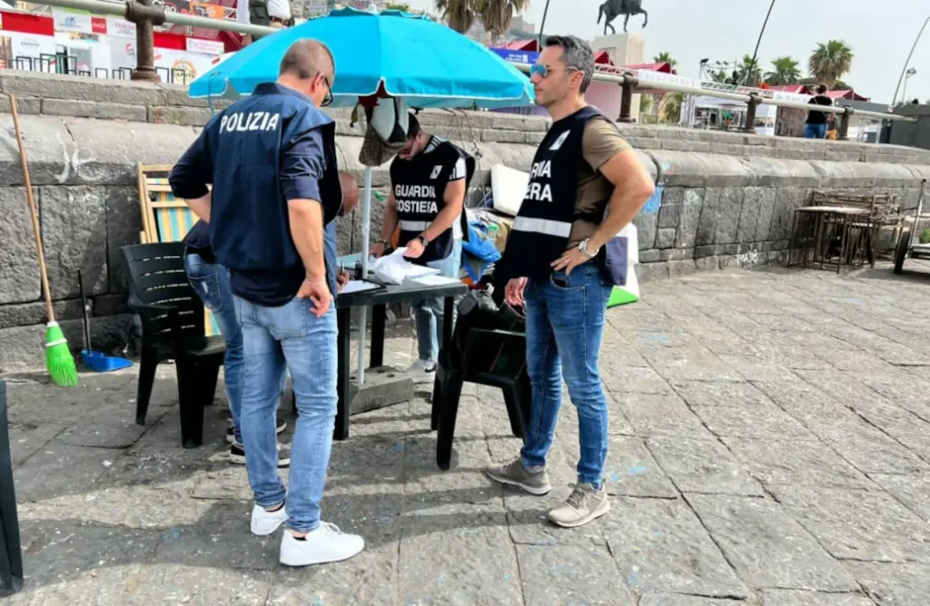 Contrasto agli ormeggi abusivi a Napoli