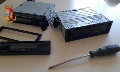 Preso ladro di autoradio