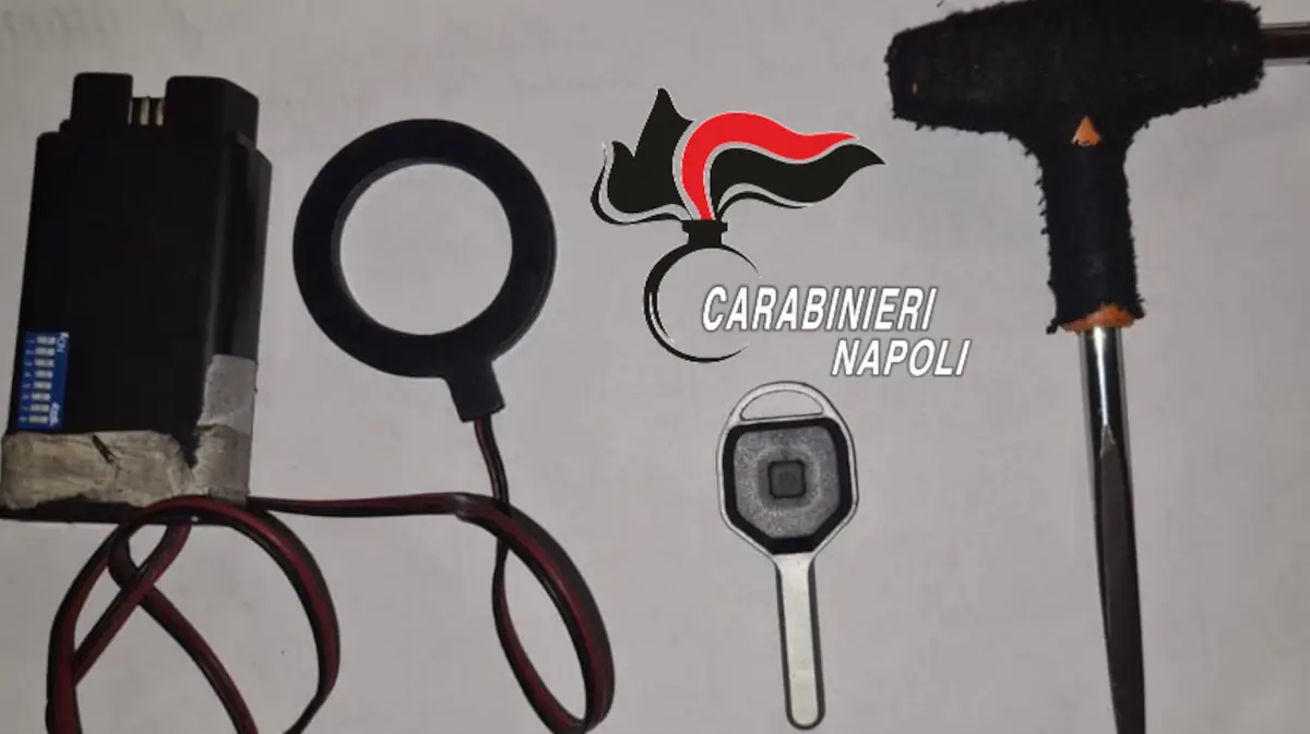 Tentano di rubare auto