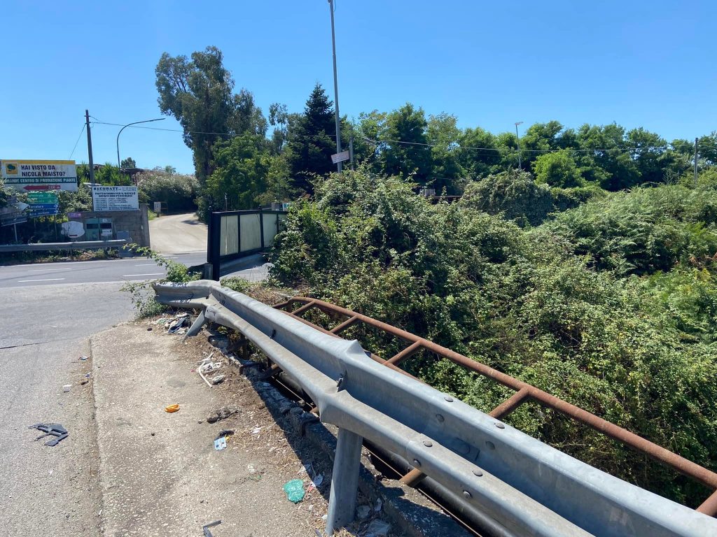 ponte di via di vittorio a qualiano
