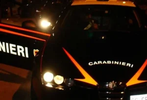 San Giorgio a Cremano, evade dai domiciliari e si nasconde a scuola: arrestato 38enne