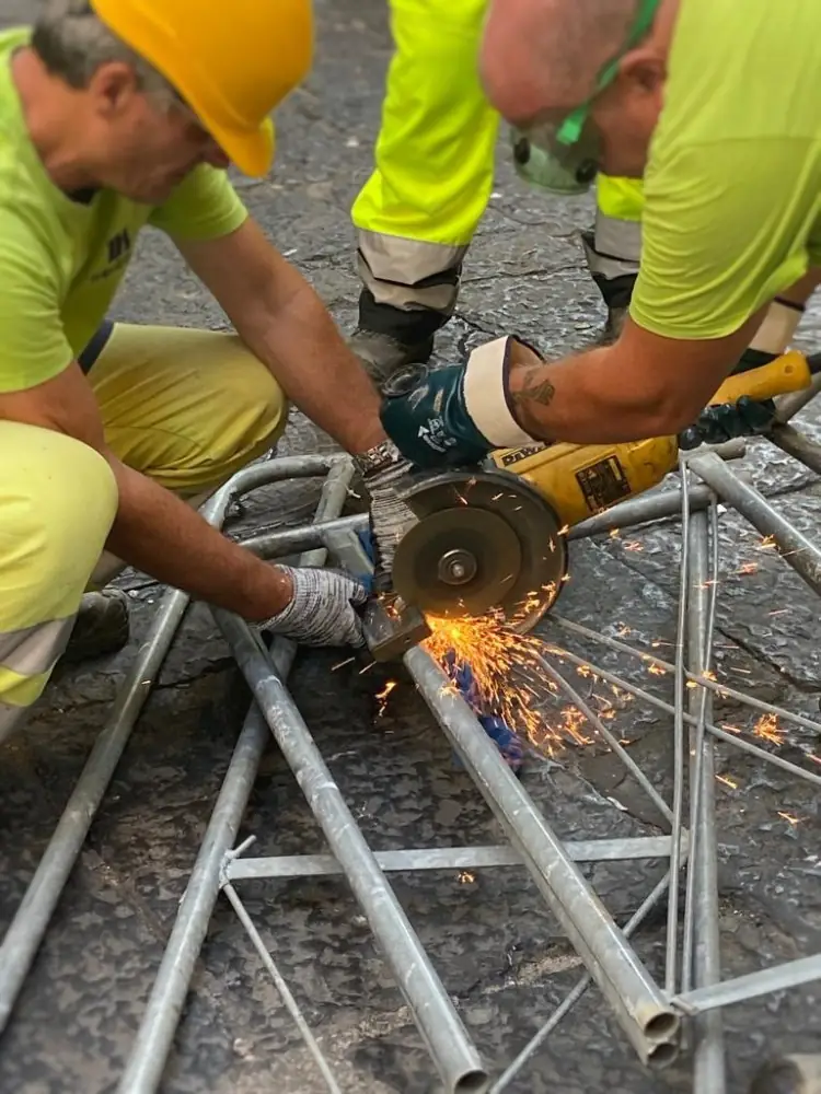 rimossi i paletti abusivi a montecalvario