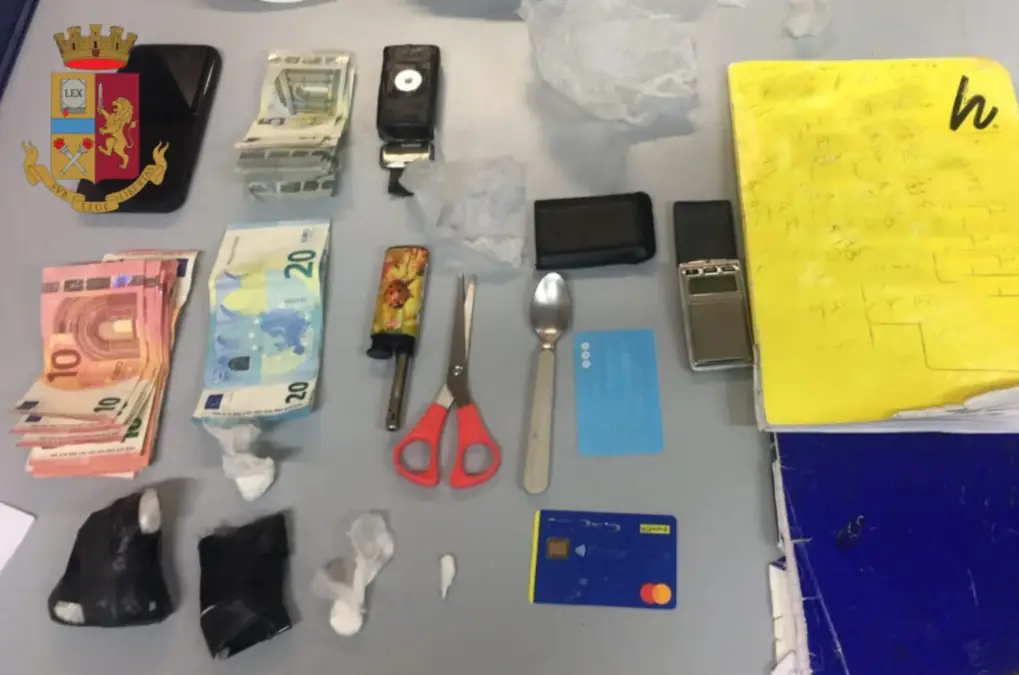 Montesanto: nascondeva cocaina nel calzino