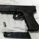 Sorpreso con una pistola in casa