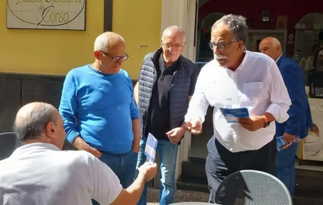 Caro bollette Senatore Ruotolo