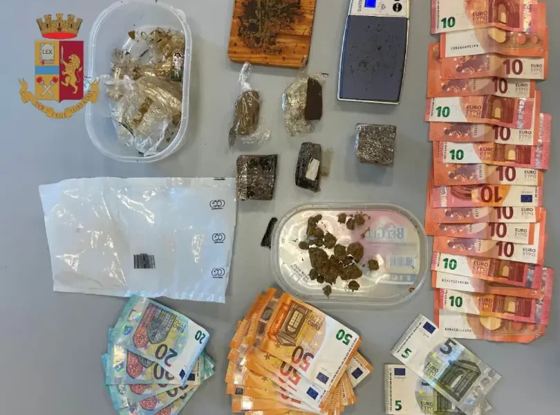 Sorpreso con la droga in casa ad Ercolano