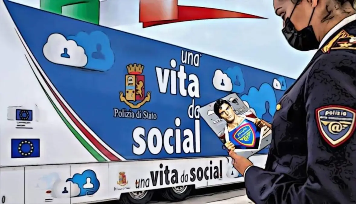 Una vita da social
