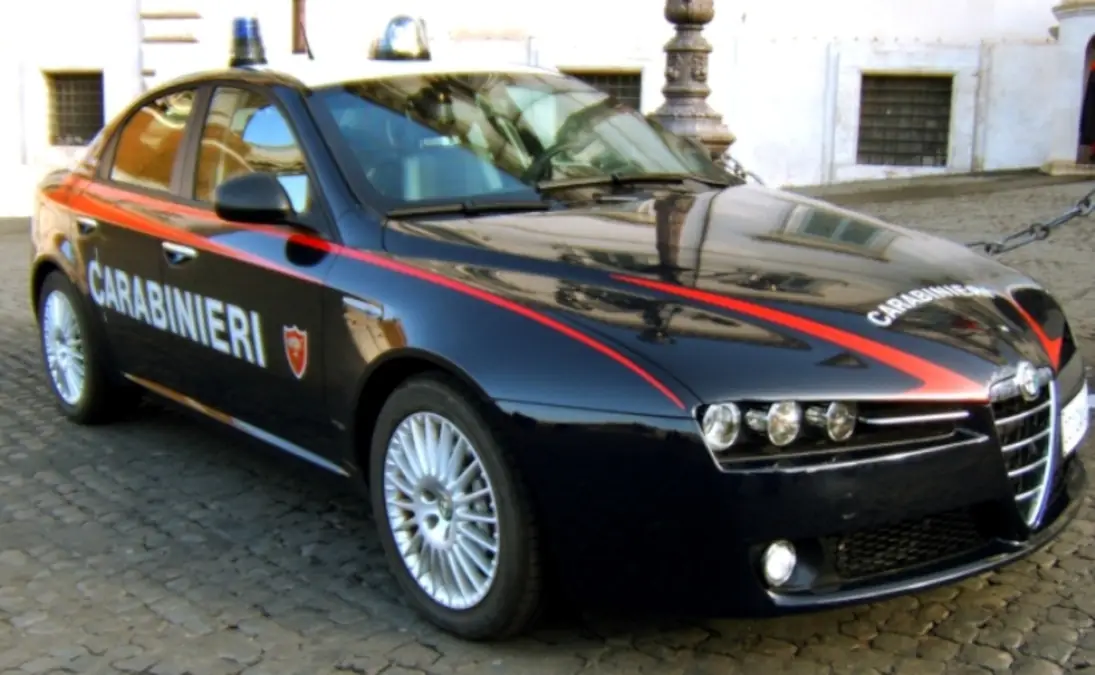 Rapina un uomo a Napoli
