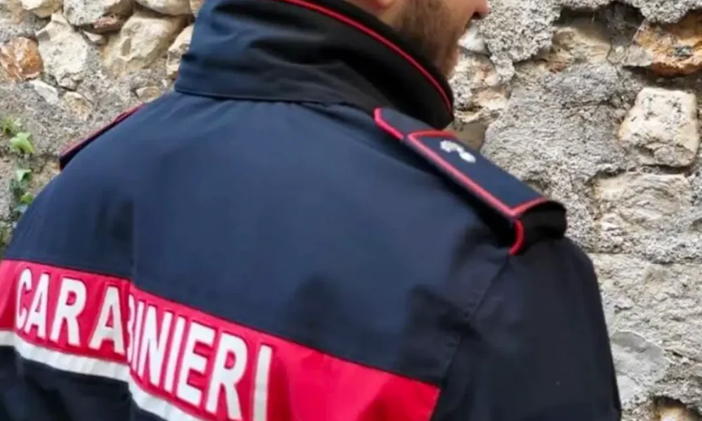 Trovato a Ponticelli con 16 stecchette