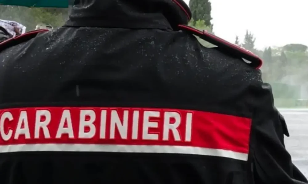 Chiama i carabinieri