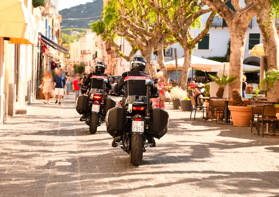 Controlli ad ischia e procida