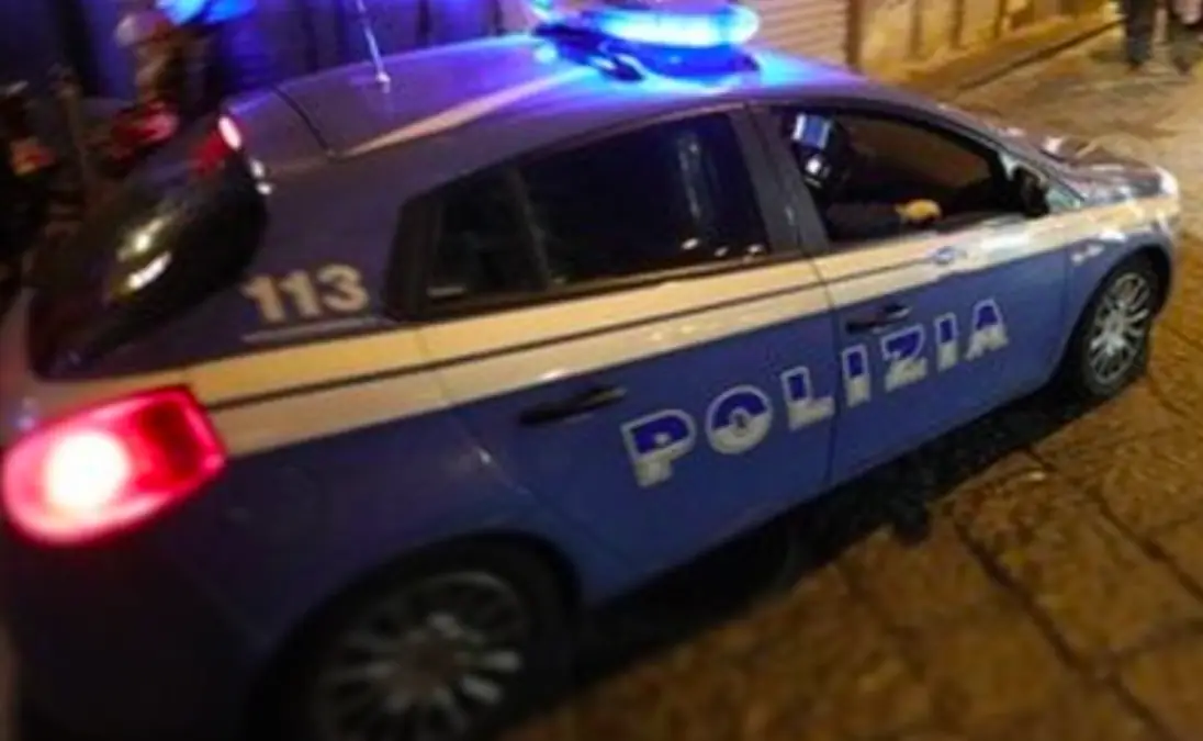 Sequestrate 7 stecche di hashish