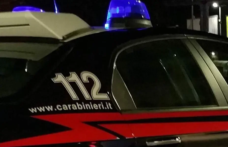Napoli: Latitante sorpreso dai Carabinieri durante la partita