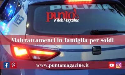 Aggredisce i genitori per soldi