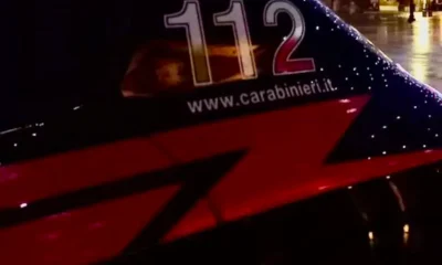 Rapina un'auto in sosta