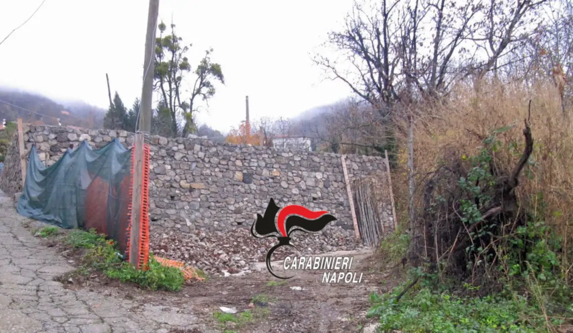 abusivismo e inquinamento agerola