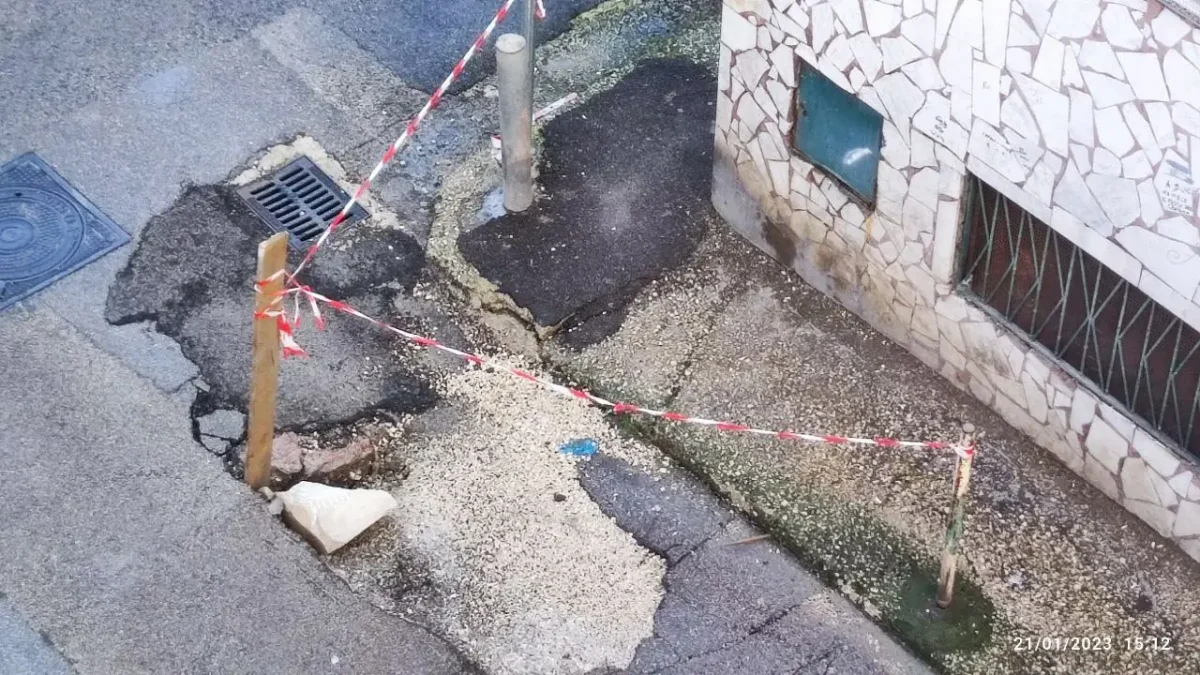 Viabilità Melito si riapre buca