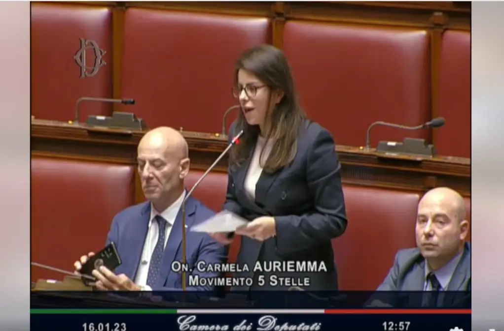 Decreto Ischia. Auriemma