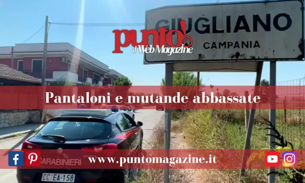 Nudo in auto davanti alle scuole