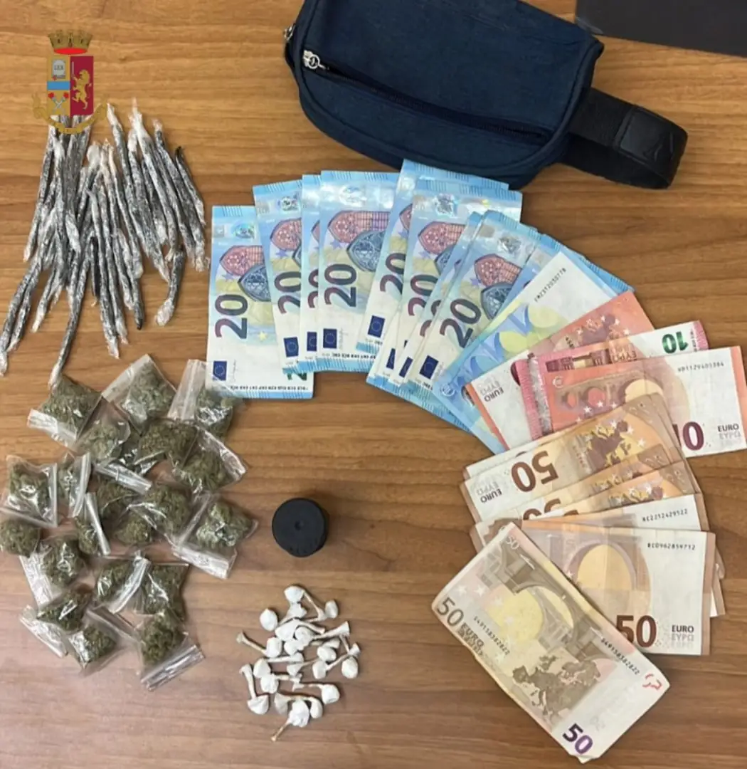 Sorpreso a spacciare a Casoria