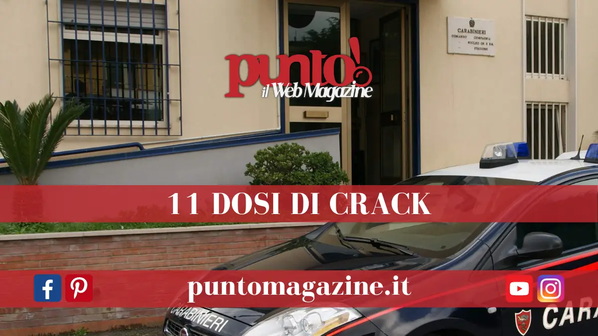 Getta 11 dosi di crack dal finestrino dell'auto
