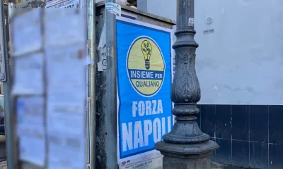 Manifesti elettorali strani a Qualiano