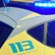 Evade dai domiciliari e aggredisce