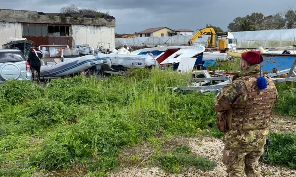 Sequestrato rimessaggio con 141 barche