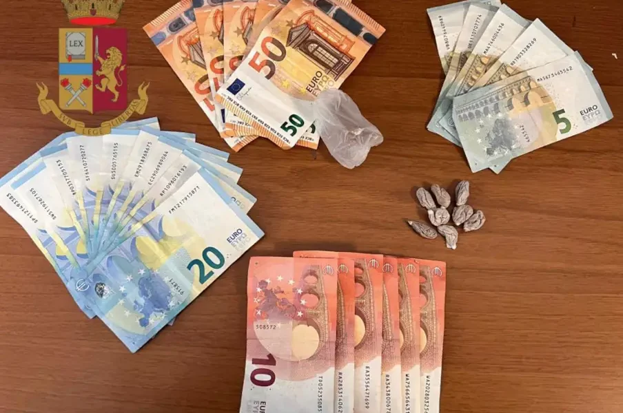 Sorpreso con eroina a Scampia