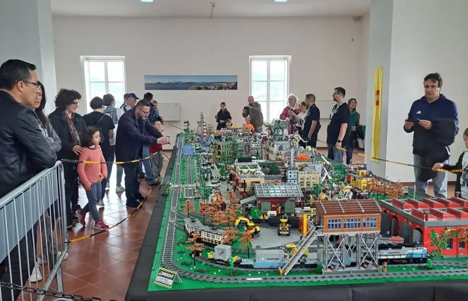 Pozzuoli: Successo per la mostra LEGO