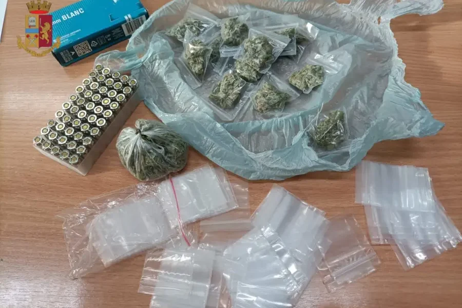 Sequestrate munizioni e droga