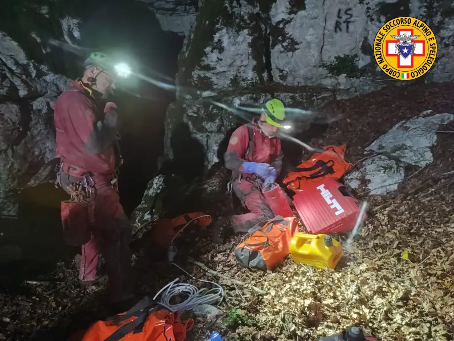 Speleologa infortunata