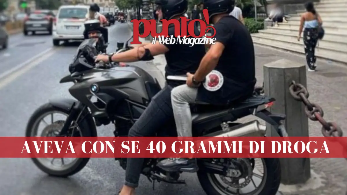 Sorpreso a cedere droga a Napoli