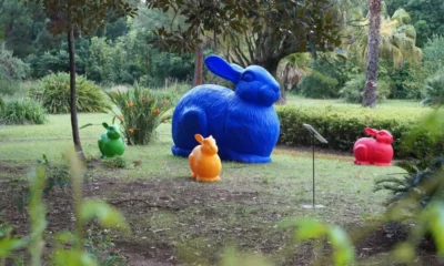Sculture Cracking Art a Casalnuovo