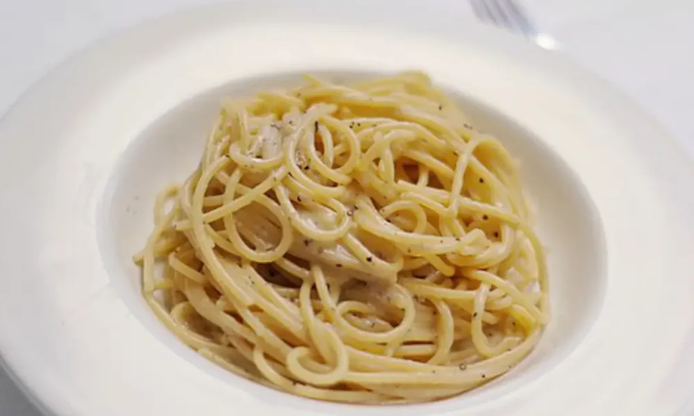 Spaghetti cacio e pepe