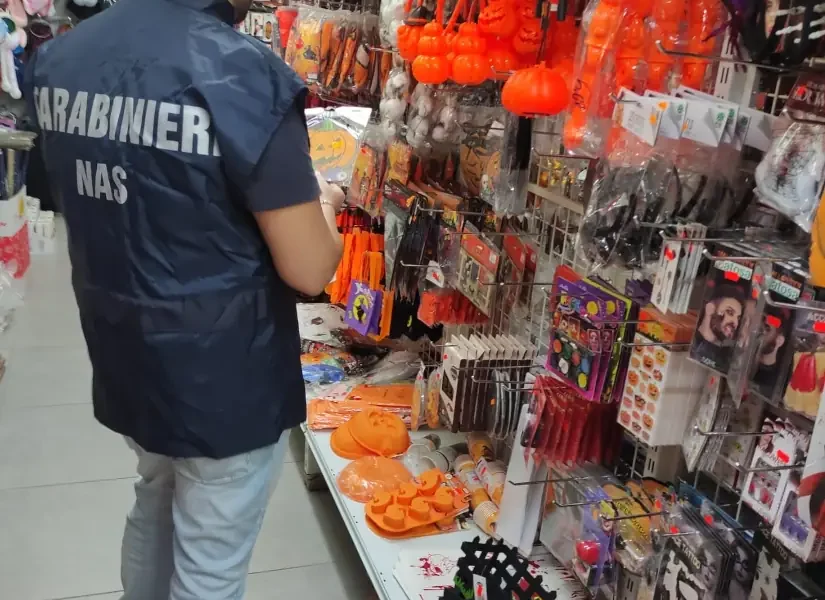 Cento chili di dolcetti di halloween