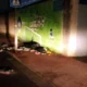 Qualiano: rifiuti sotto il murales di Maradona