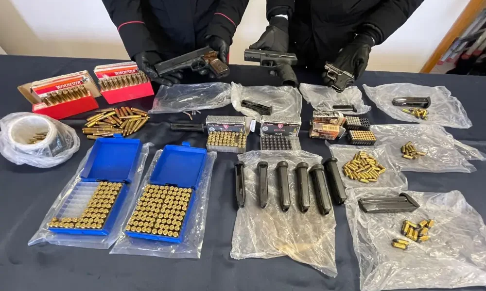 Sul tetto del palazzo troverete armi