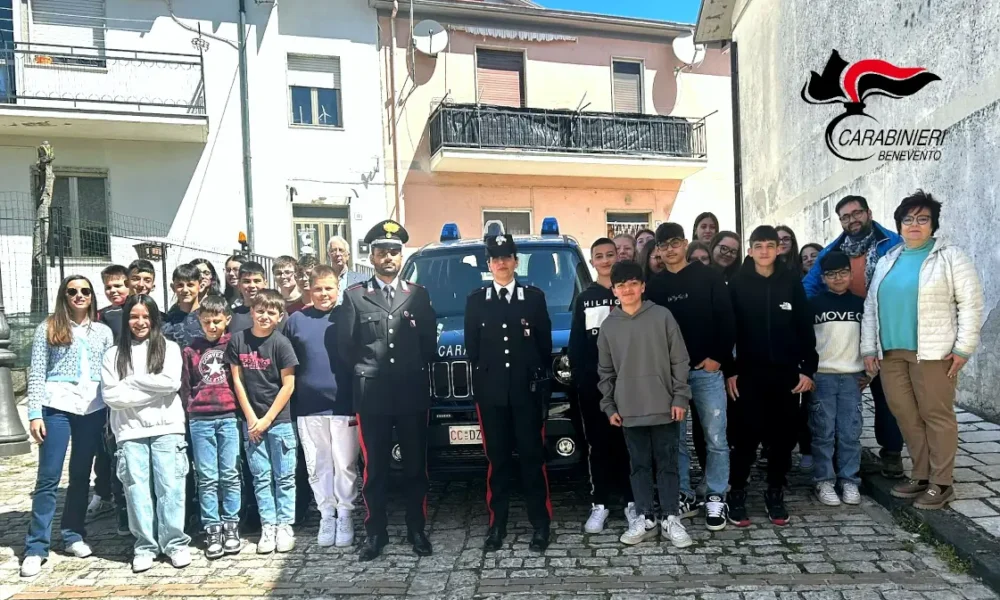 Cultura della Legalità a Foiano: Carabinieri in visita a Scuola