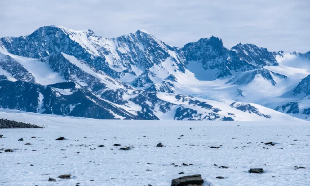 Cambiamento Climatico: migliaia di meteoriti scomparsi in Antartide